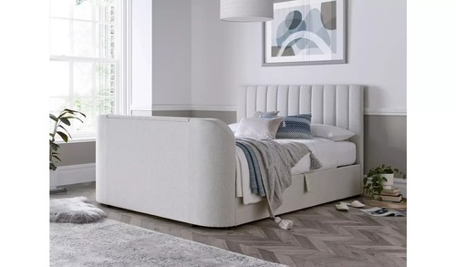 King size bed - bed, in